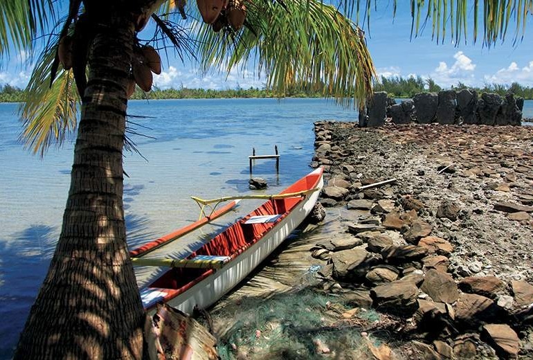 Bora Bora sunset outrigger canoe tour.