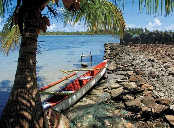 Bora Bora sunset outrigger canoe tour.