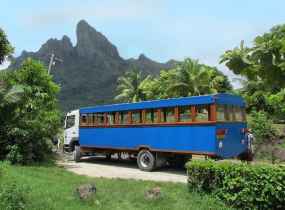 Scenic tour of Bora Bora.