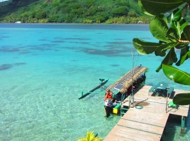 Huahine Island Exploration by Pirogue and Safari Truck