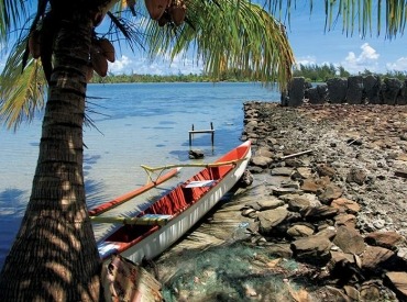 Bora Bora sunset outrigger canoe tour.